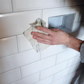 Funktioniert die Reinigung von Badezimmerfliesen wirklich?