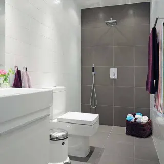 Können Sie Badezimmerfliesen renovieren?