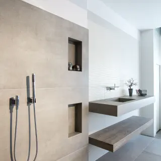 Lange schmale Badezimmer Fliesen Ideen